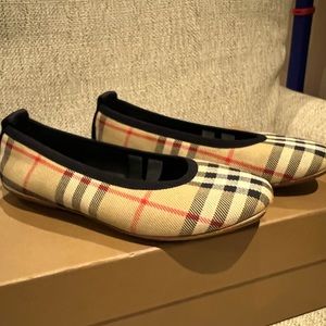 Burberry girls ballerina shoes.